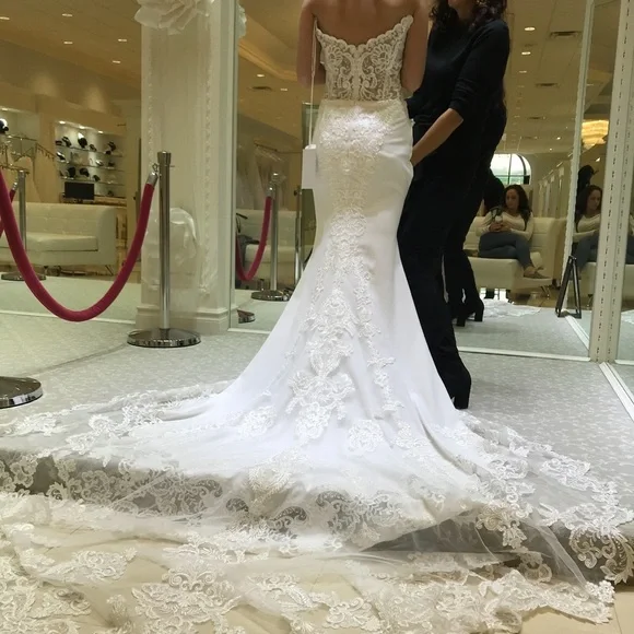 Calla Blanche Emma Wedding Dress - Picture 6 of 8